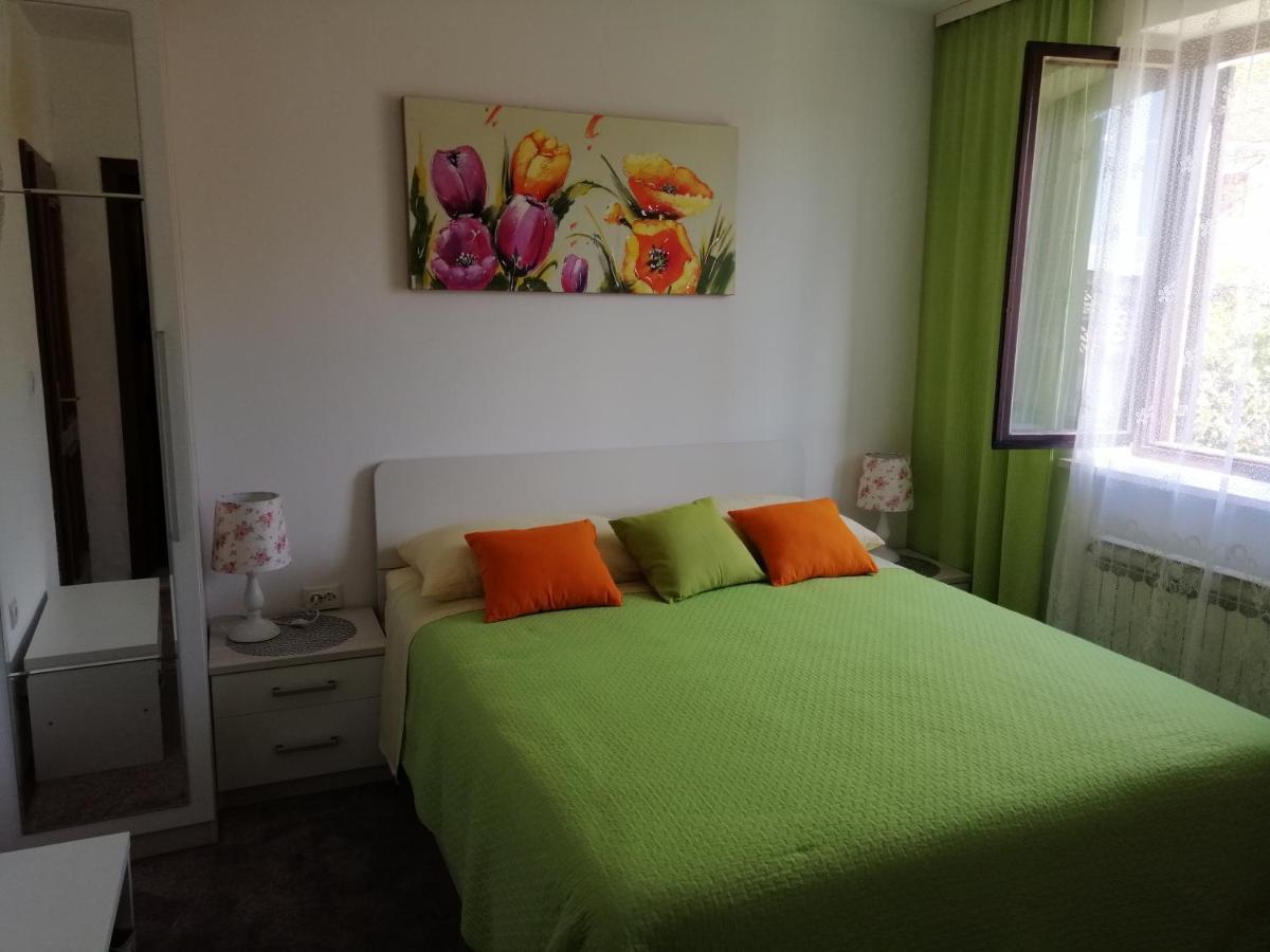 Guest house Rooms Cvetka 3*
